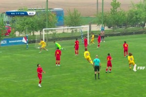 U16國足0-3落后羅馬尼亞U16，防守走神對手包抄破門